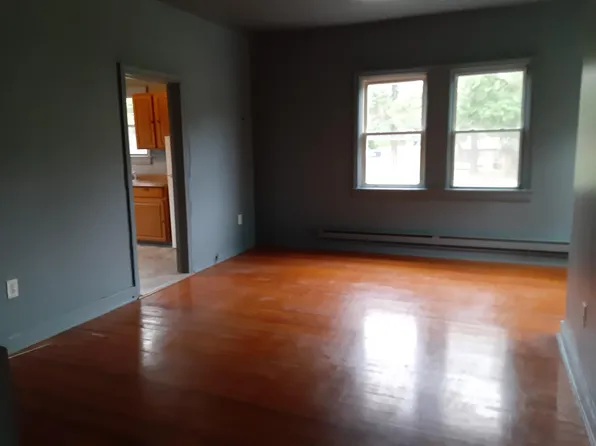 20503 Southlawn Ave #B, Petersburg, VA 23803