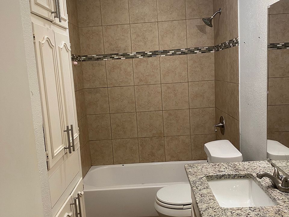 1st image of 2027 Rhonda St