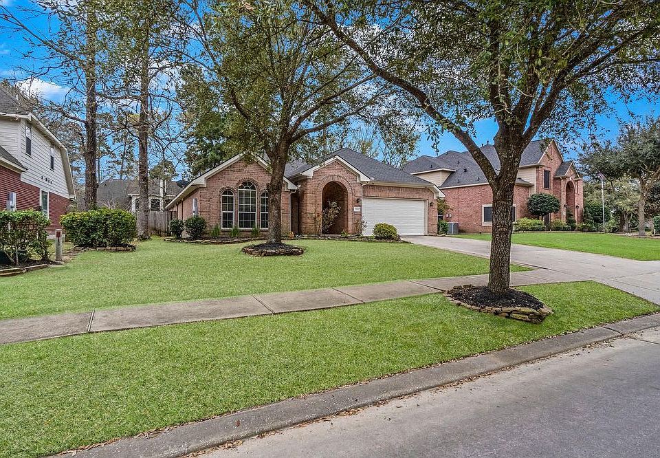 1st image of 23894 Dorrington Estates Ln