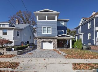 548 Monroe St, Carlstadt, NJ 07072