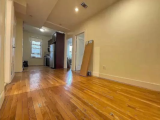 5th image of 1055 Dean St APT 1
