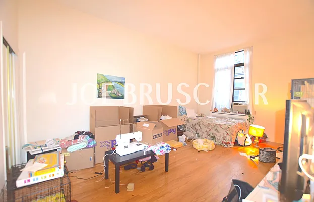 Rented by City Stop Realty | media 15