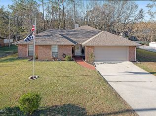 564 Ahuli Pl, Bay saint louis, MS 39525