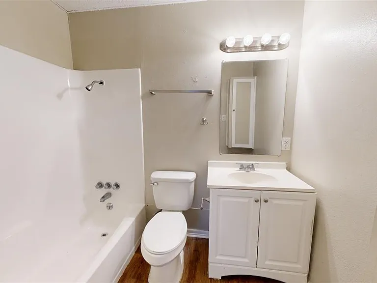 500 Foch St #12 — Photo 8