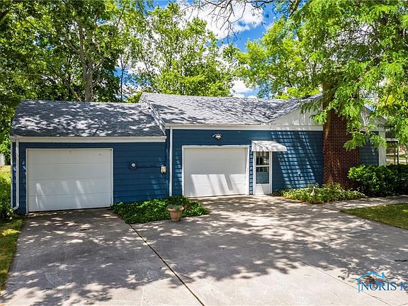 2nd image of 311 Harvest Dr