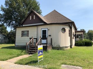 700 N 13th St #2, Herrin, IL 62948