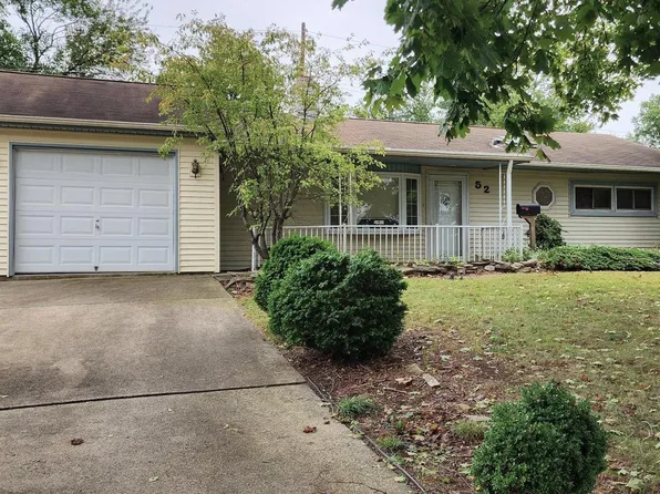 52 Basswood Rd, Levittown, PA 19057
