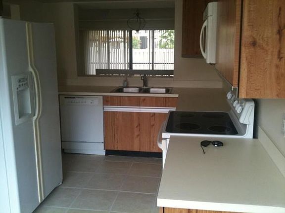 5th image of 726 NE 20th Ln #726