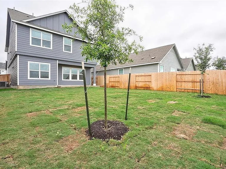 209 Majestic Cedar Dr — Photo 30