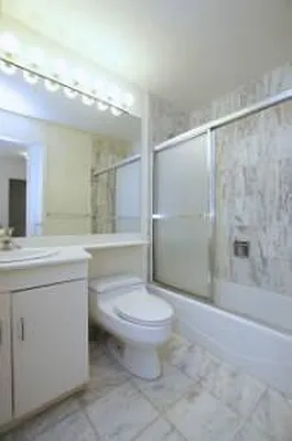 Rented by Plaza Real Estate Group | media 72