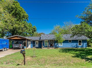 919 Canton Ave, Wills Point, TX 75169