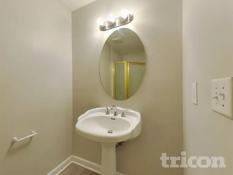 167 Hardy Cir — Photo 13