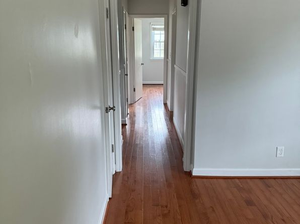 45 W South St