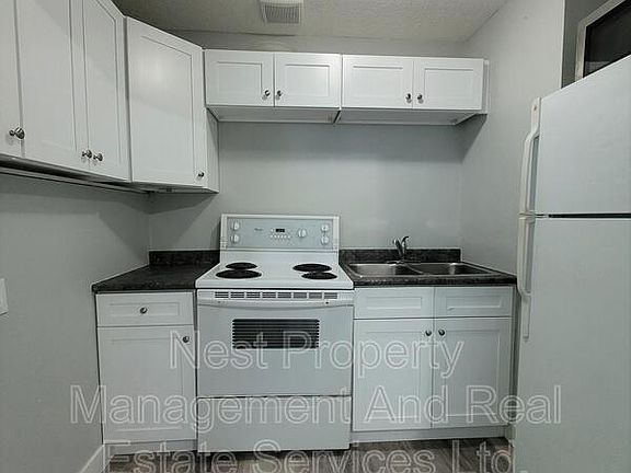 3rd image of 3963 4th Ave #B