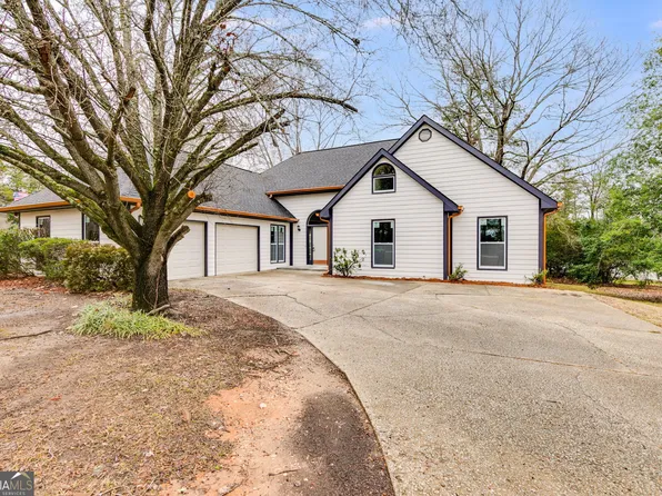 4083 Essex Dr, Villa Rica, GA 30180