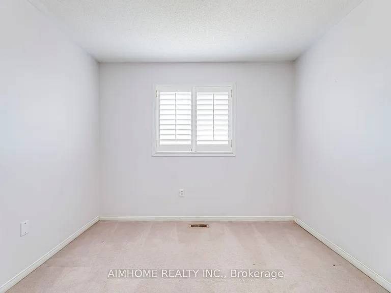 340 Kittridge Rd — Photo 30