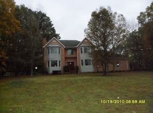 2021 Rock Springs Rd, Columbia, TN 38401