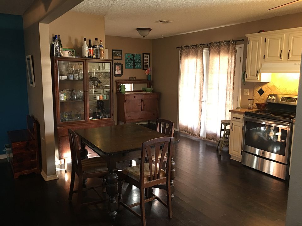 Kitchen and Dinning 