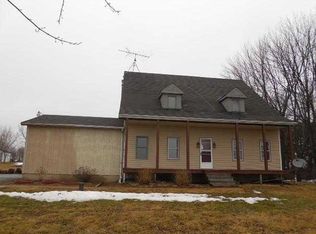 W6612 County Rd E, Burnett, WI 53922