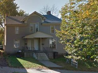 677 W Lexington Ave, Elkhart, IN 46514