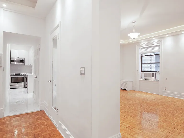 853 7th Ave #11F — Photo 7