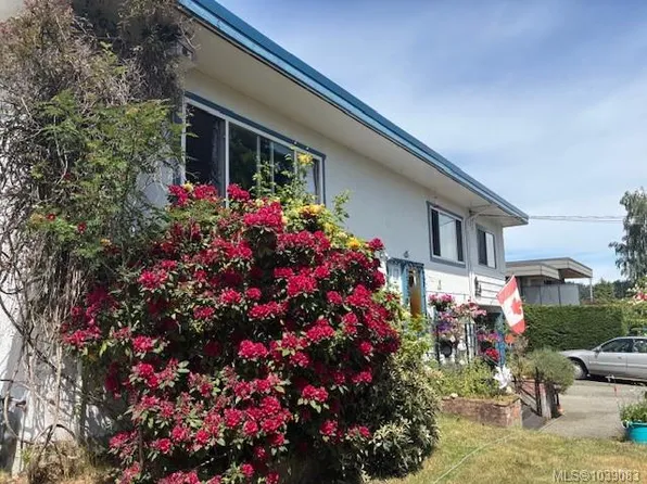 2535 Holyrood Dr, Nanaimo, BC V9S 4L1