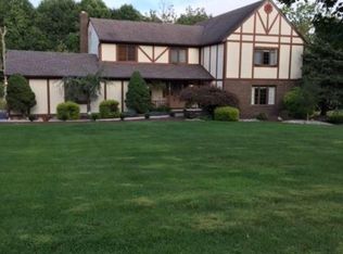 10 Red Hawk Rd S, Colts Neck, NJ 07722