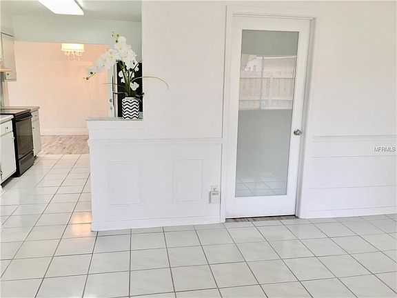 5th image of 6108 Sandcrest Cir