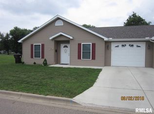 318 S Riverview Ct, Lacon, IL 61540