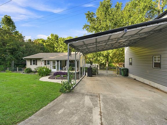 4th image of 4735 Sadler Rd