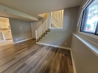 3611 E 41st St, Des Moines, IA 50317