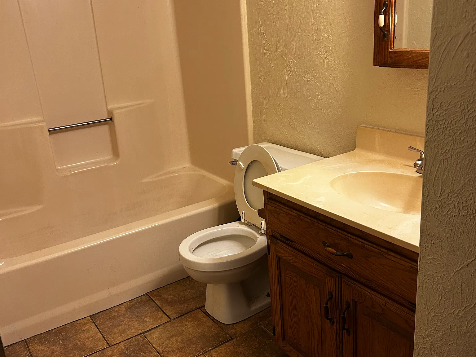 1 bed, 600 sqft, $650 — Photo 3