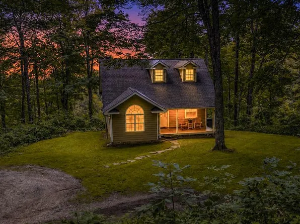 390 Overlook Rd, Bryson City, NC 28713