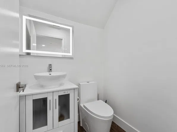 15354 SW 39th Ter, Miami, FL 33185