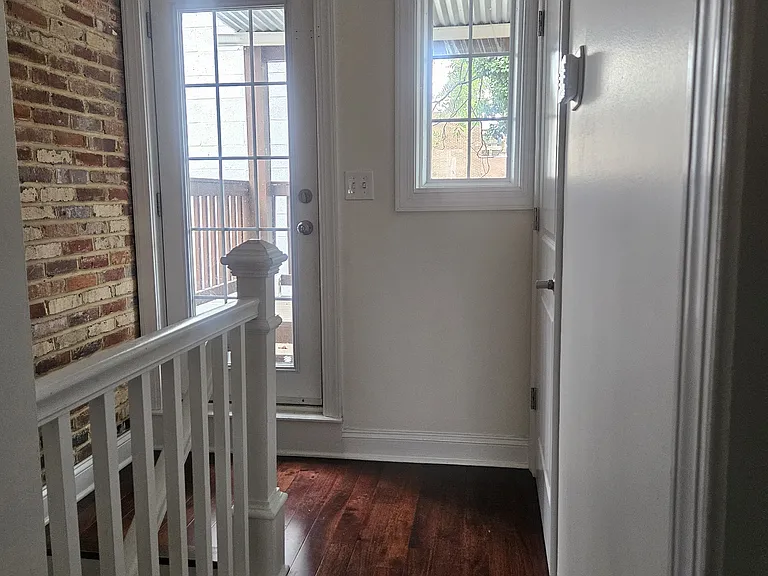709 Van Lill St — Photo 5