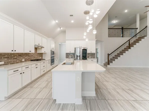 7623 Water Glen Ln, Manvel, TX 77578