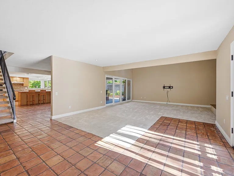 4500 Yorkfield Ct — Photo 6