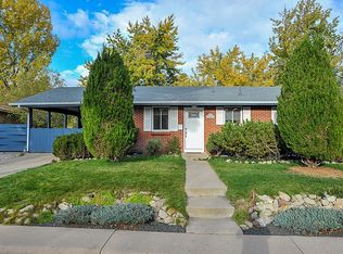5825 S Delaware St, Littleton, CO 80120