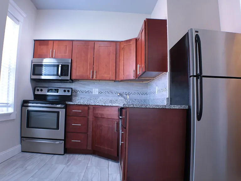 3825 Baltimore Ave — Photo 20