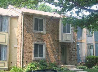 6016 Timber Hollow Ln, Springfield, VA 22152