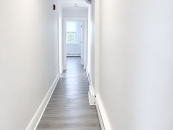 5th image of 10 Summer St APT 4