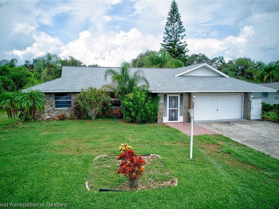 1st image of 1547 Lake Clay Dr