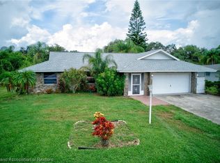 1547 Lake Clay Dr, Lake Placid, FL 33852
