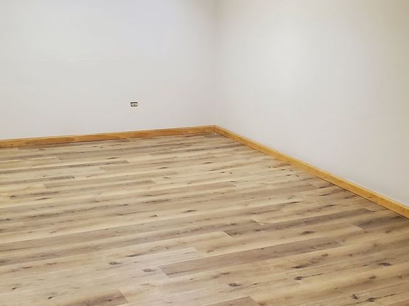 408 Grant St #3