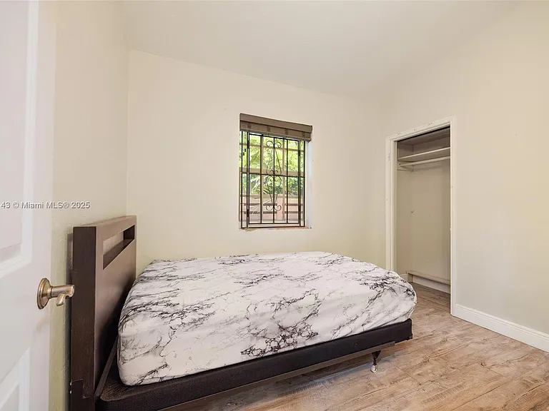 6401 SW 63rd Ct — Photo 13