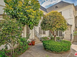 5122 W 9th St, Los Angeles, CA 90036