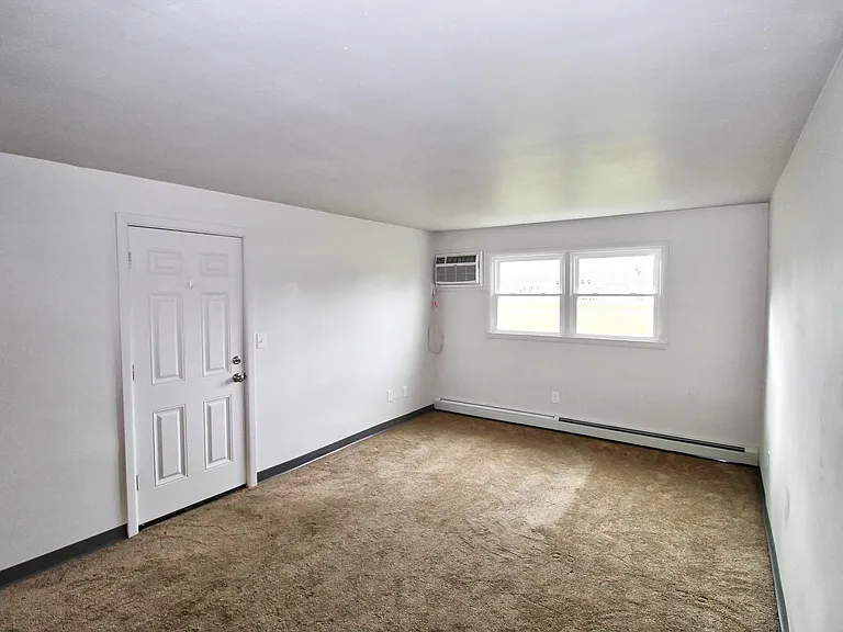 11125 Youngstown Pittsburgh Rd #1 — Photo 16