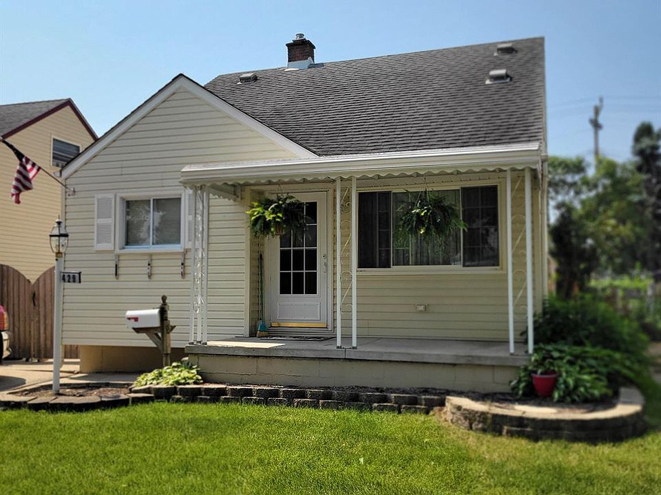 1st image of 429 Cleveland Ave