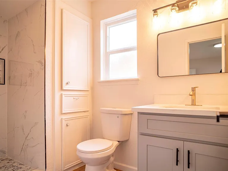 9214 Woodland Oaks Dr — Photo 22