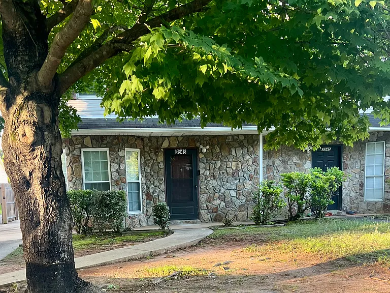 3543 Hopkins Ct — Photo 1